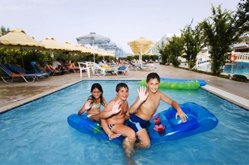 Memphis Beach Hotel Колимбия Экстерьер фото
